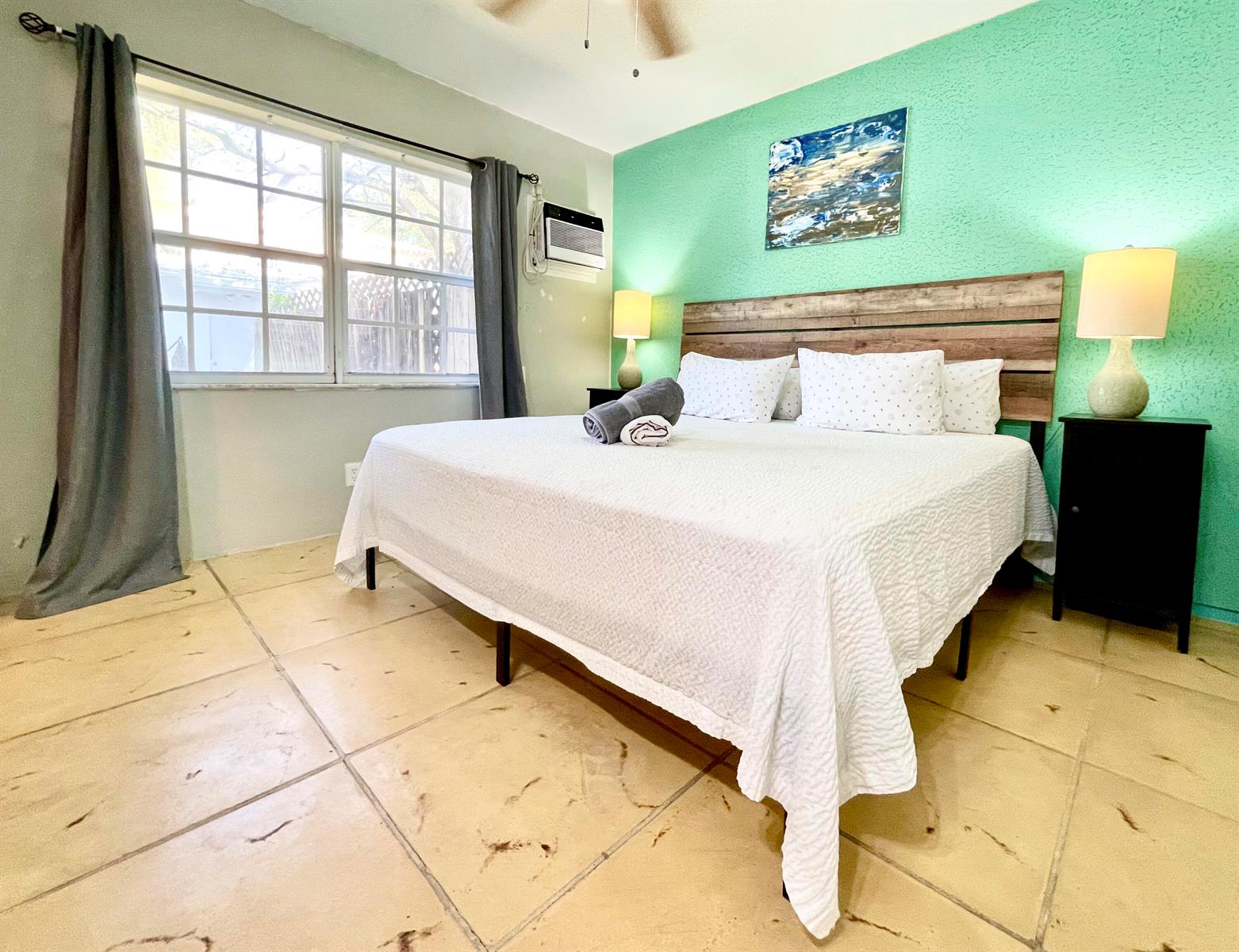 Ver detalles / 0 2128 sq. ft. $ 2026-09-23 0 foto