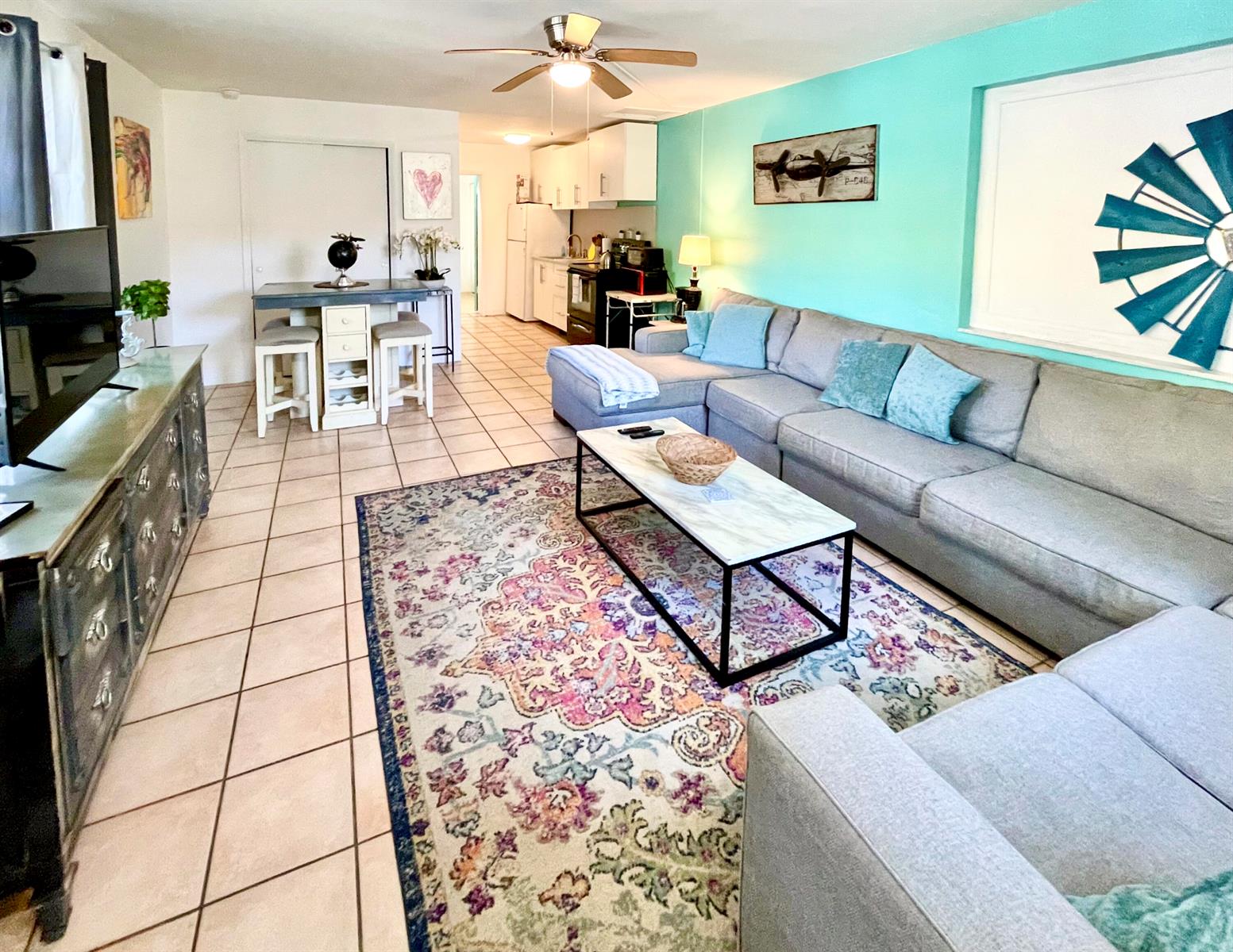 Ver detalles / 0 2128 sq. ft. $ 2026-09-23 0 foto