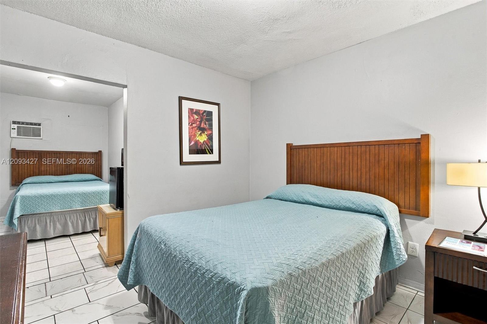   /   sq. ft. $ 2026-09-22 0 Photo