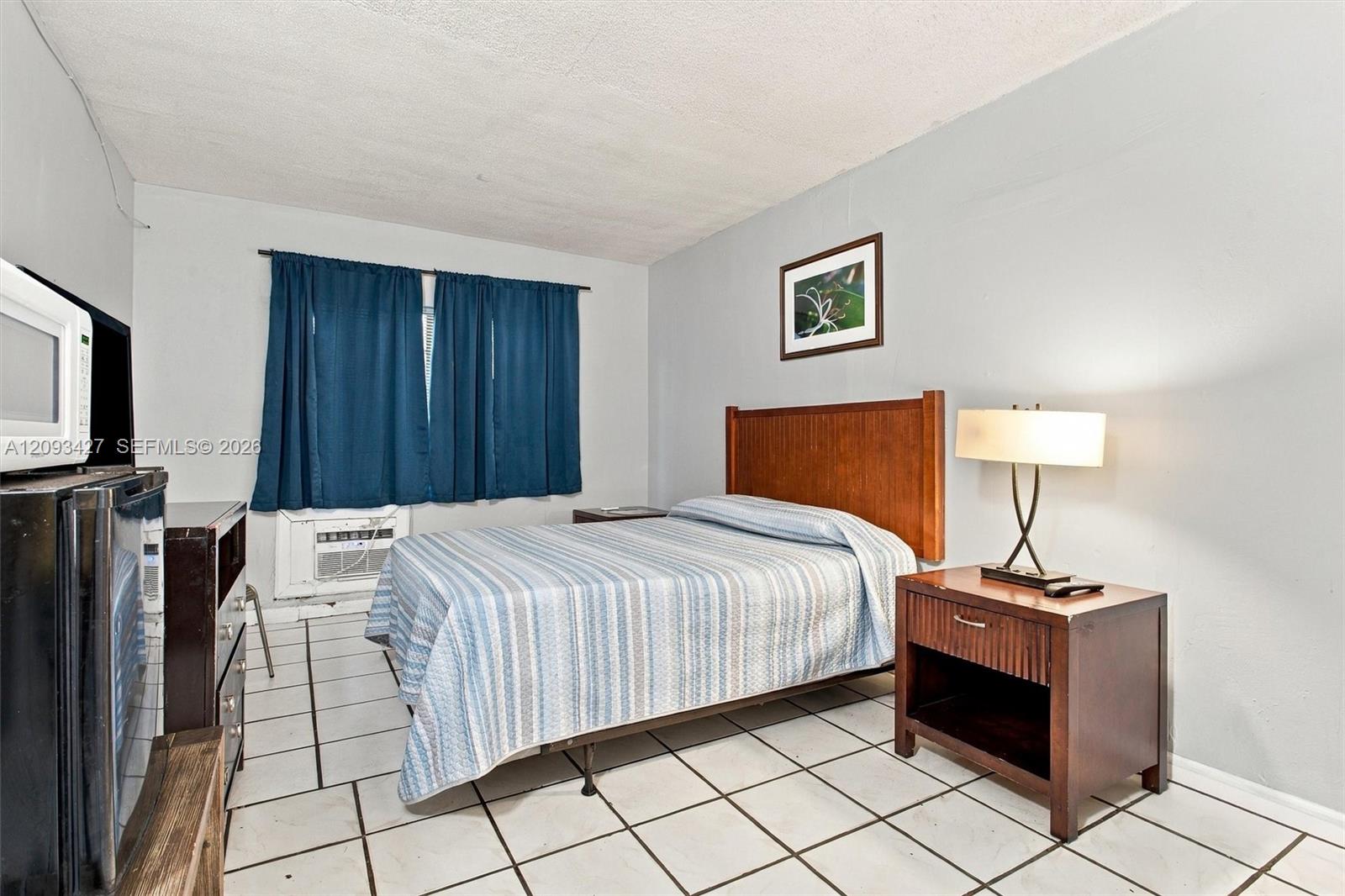   /   sq. ft. $ 2026-09-22 0 Photo