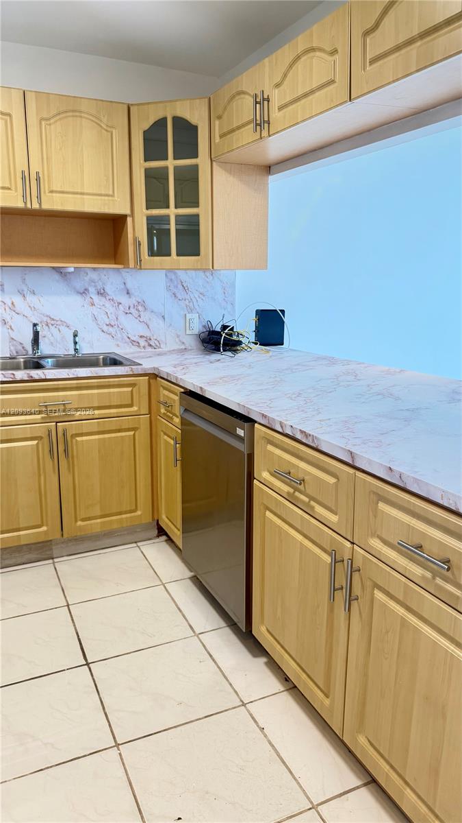 509 2 / 1 991 sq. ft. $ 2026-09-22 0 foto