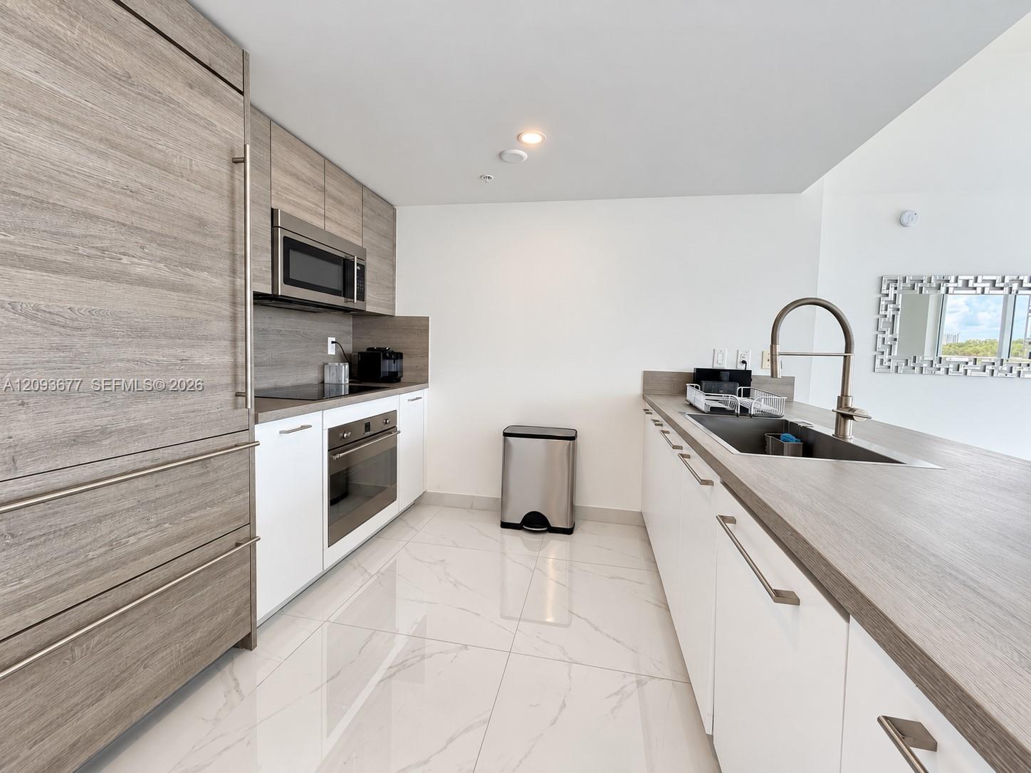 Photo 13 of Sunny Isles Blvd