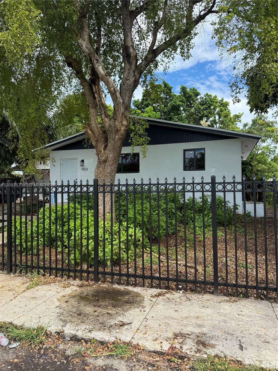 See details / 2246 sq. ft. $ 2026-09-22 0 Photo