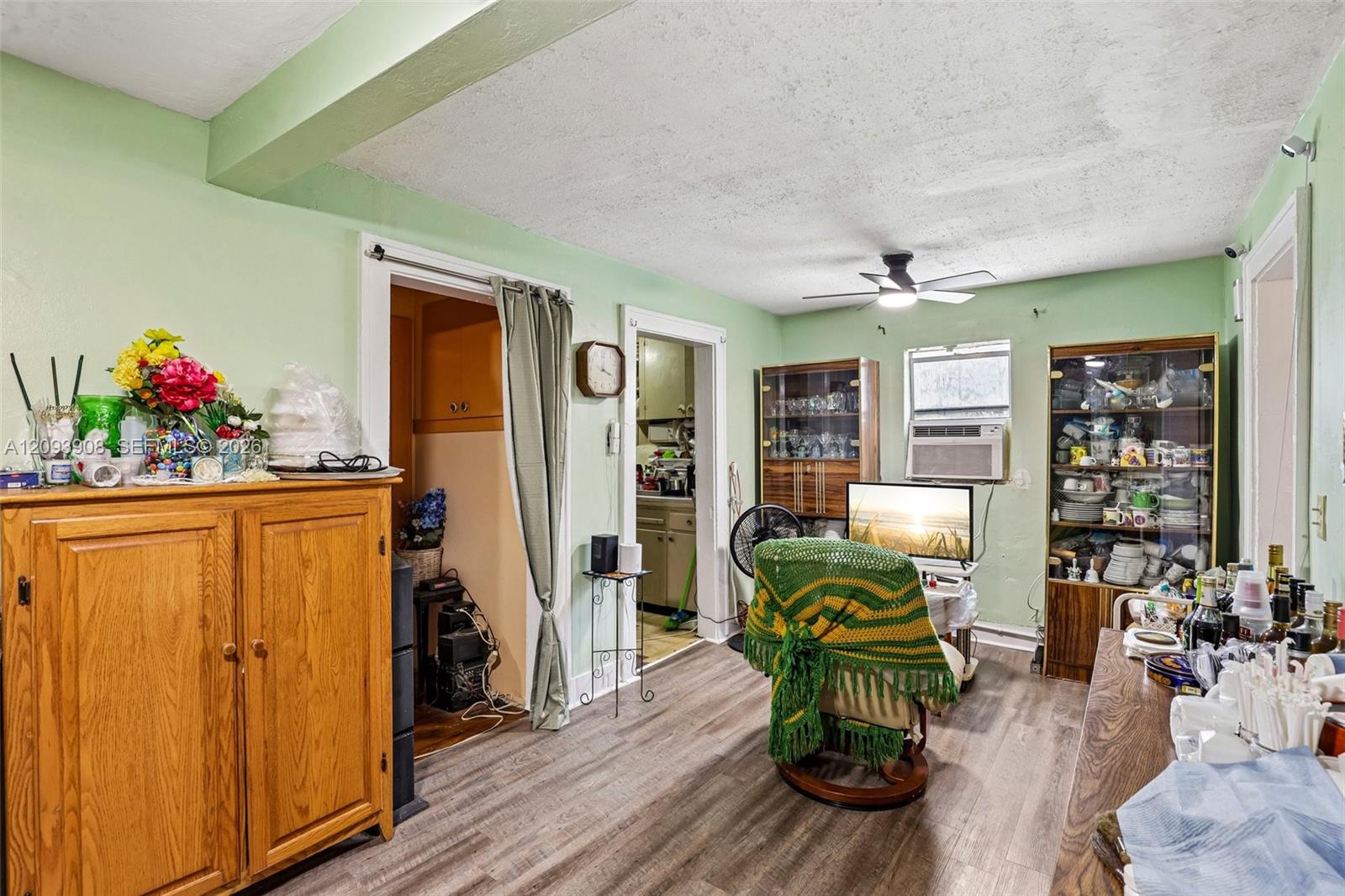 Ver detalles / 2152 sq. ft. $ 2026-09-22 0 foto