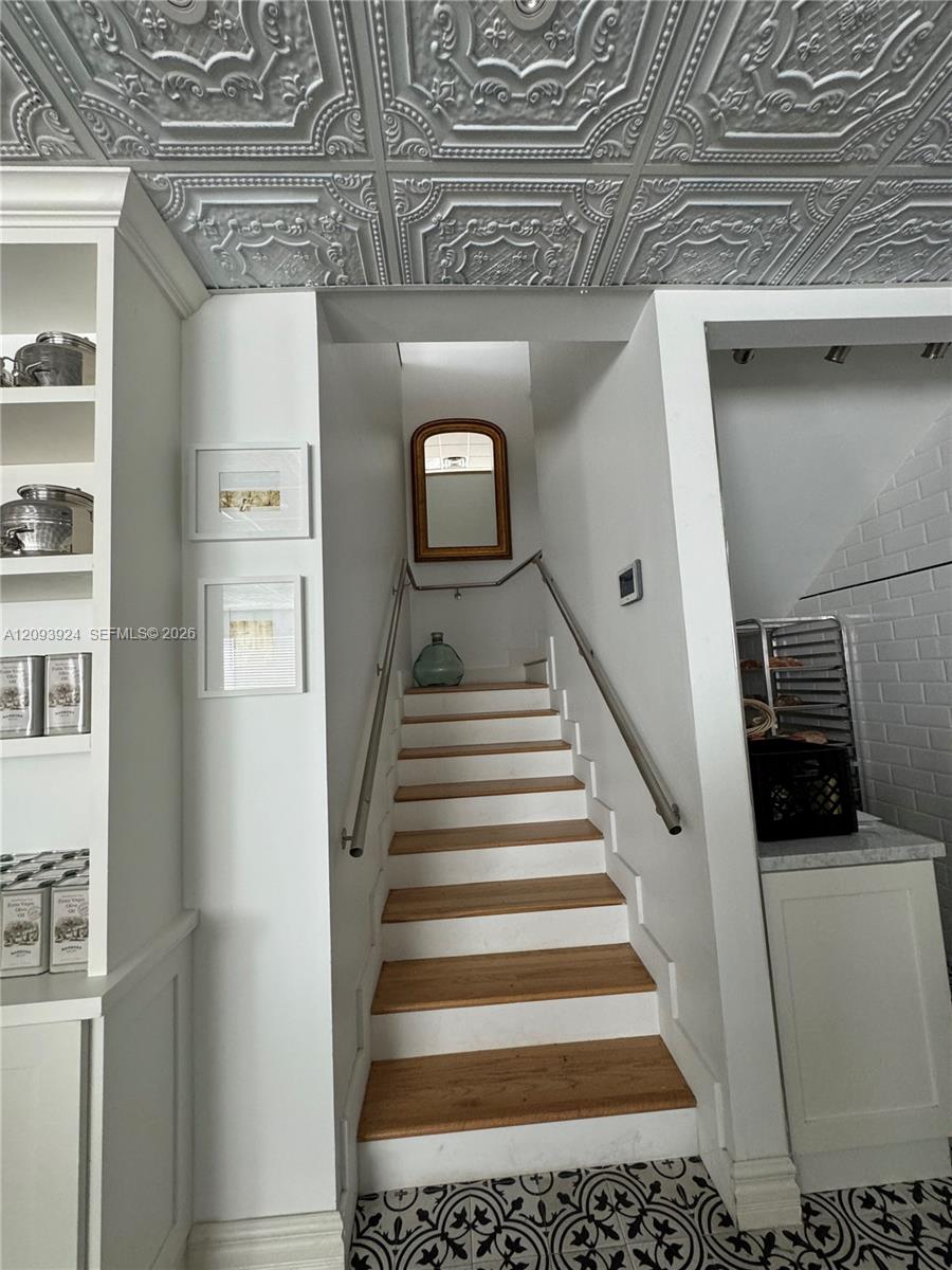   /   кв.футов $ 2026-09-22 0 Фото