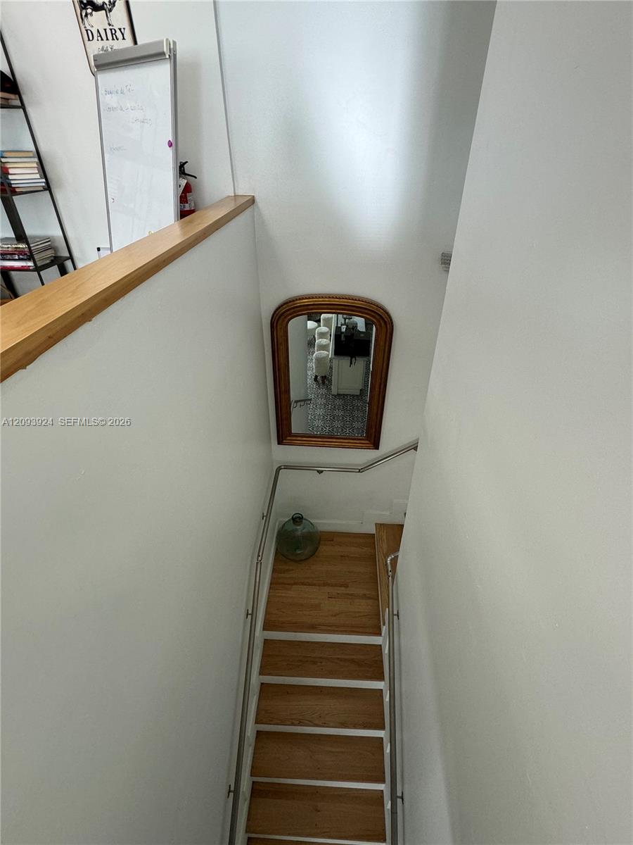   /   кв.футов $ 2026-09-22 0 Фото