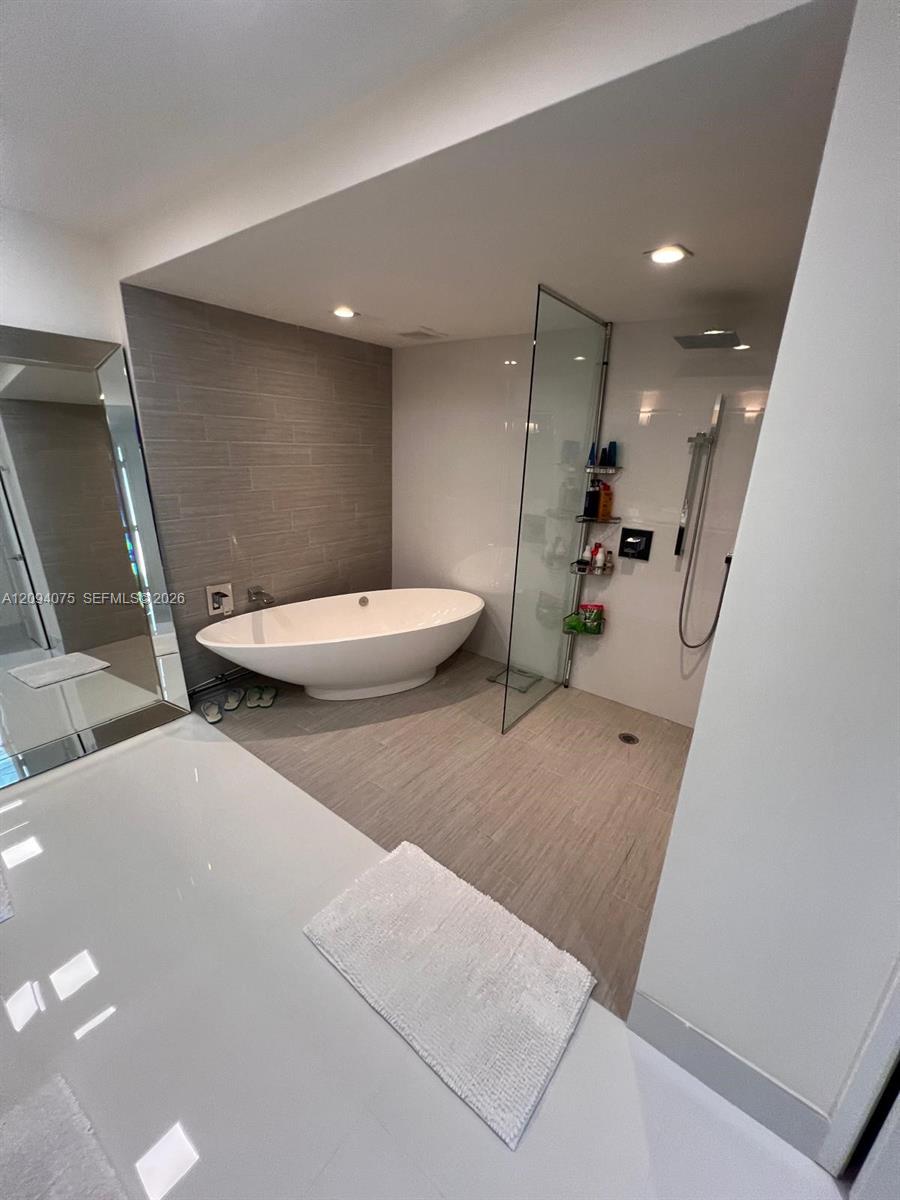 4-1504 2 / 3 1541 sq. ft. $ 2026-09-23 0 Photo