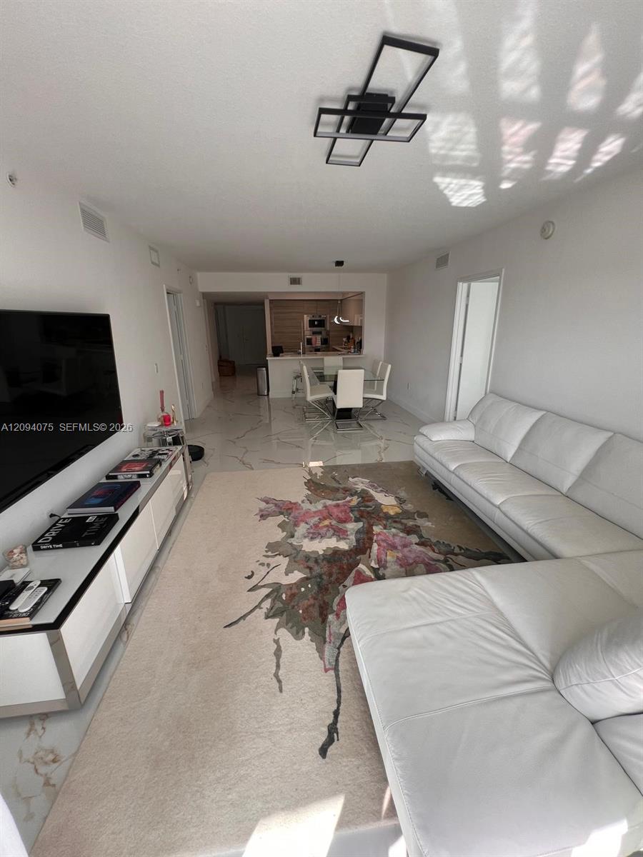 4-1504 2 / 3 1541 sq. ft. $ 2026-09-23 0 Photo