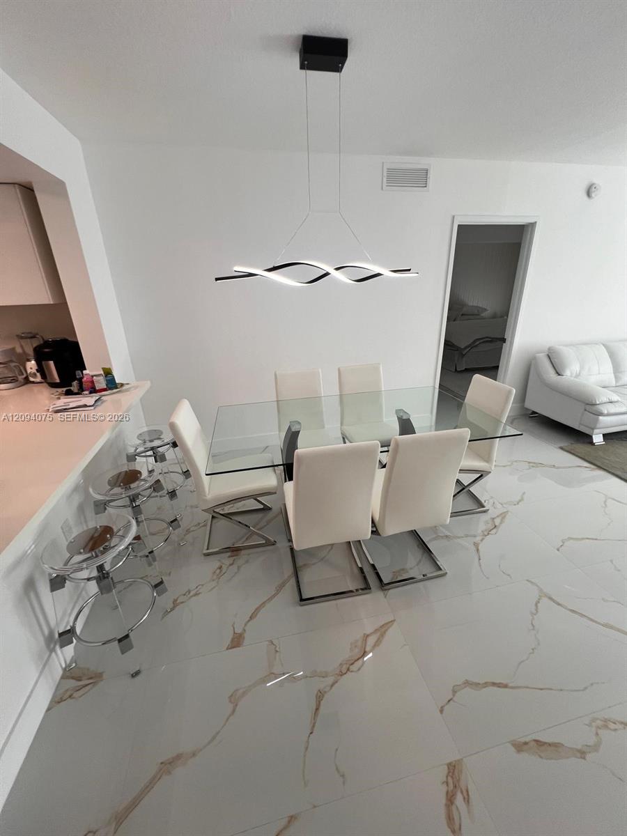4-1504 2 / 3 1541 sq. ft. $ 2026-09-23 0 Photo