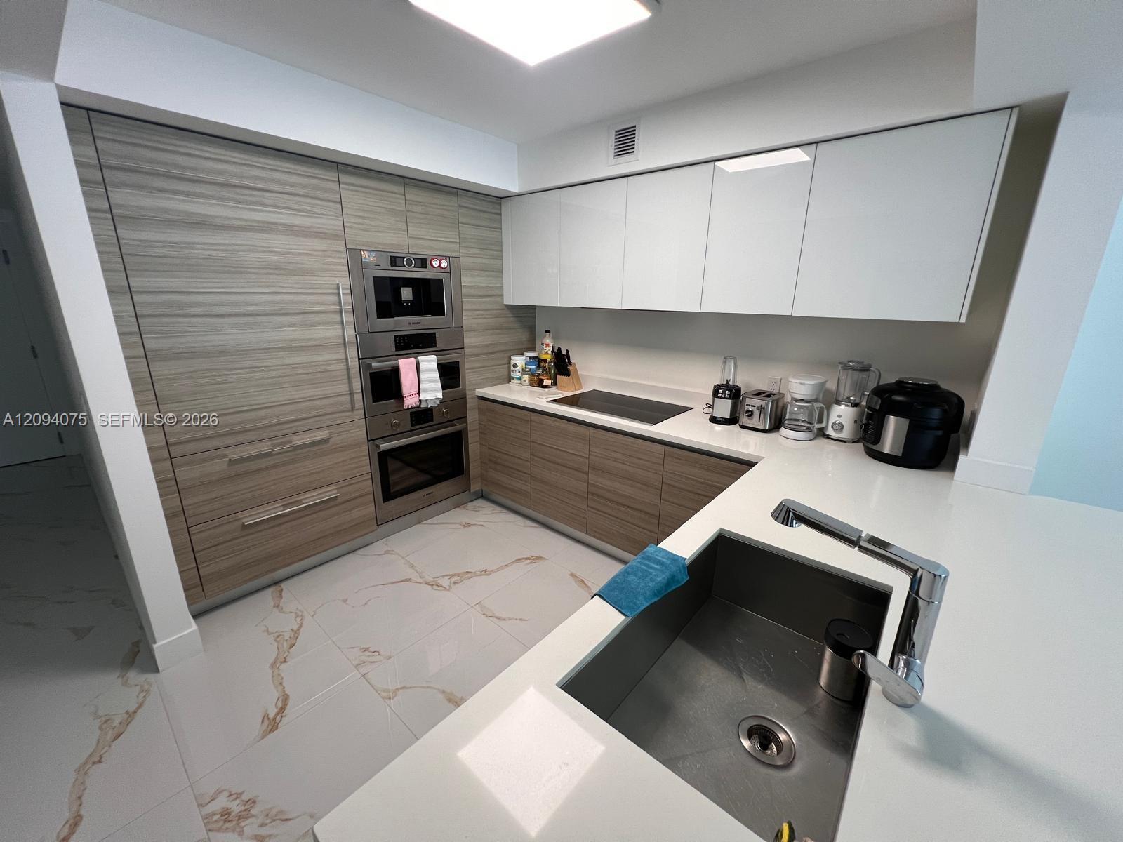 4-1504 2 / 3 1541 sq. ft. $ 2026-09-23 0 Photo