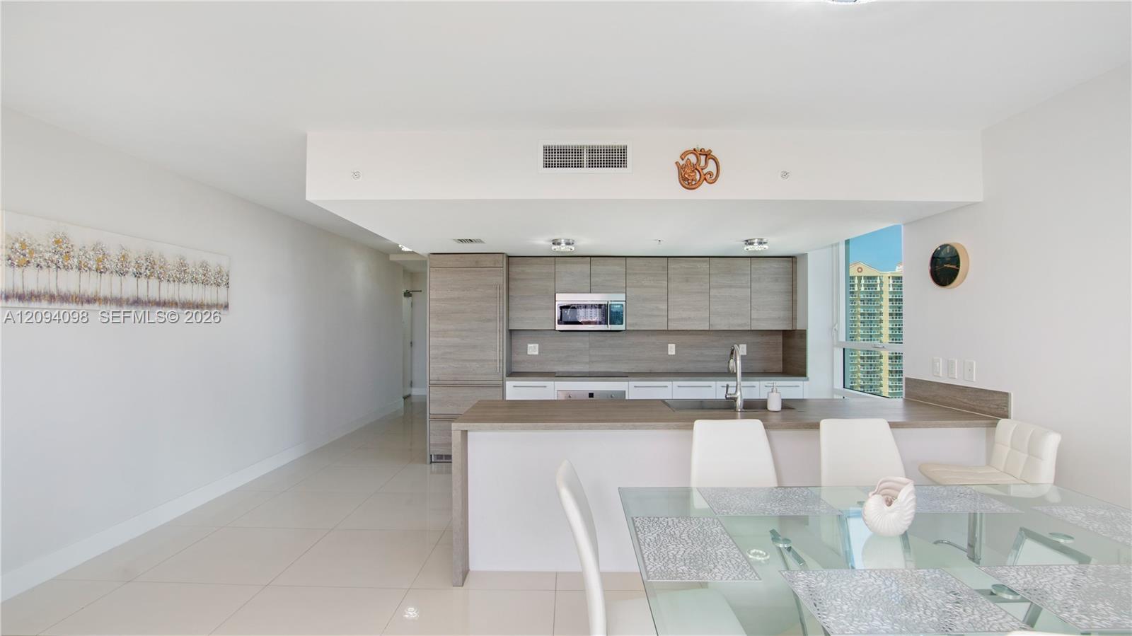 Photo 28 of Sunny Isles Blvd