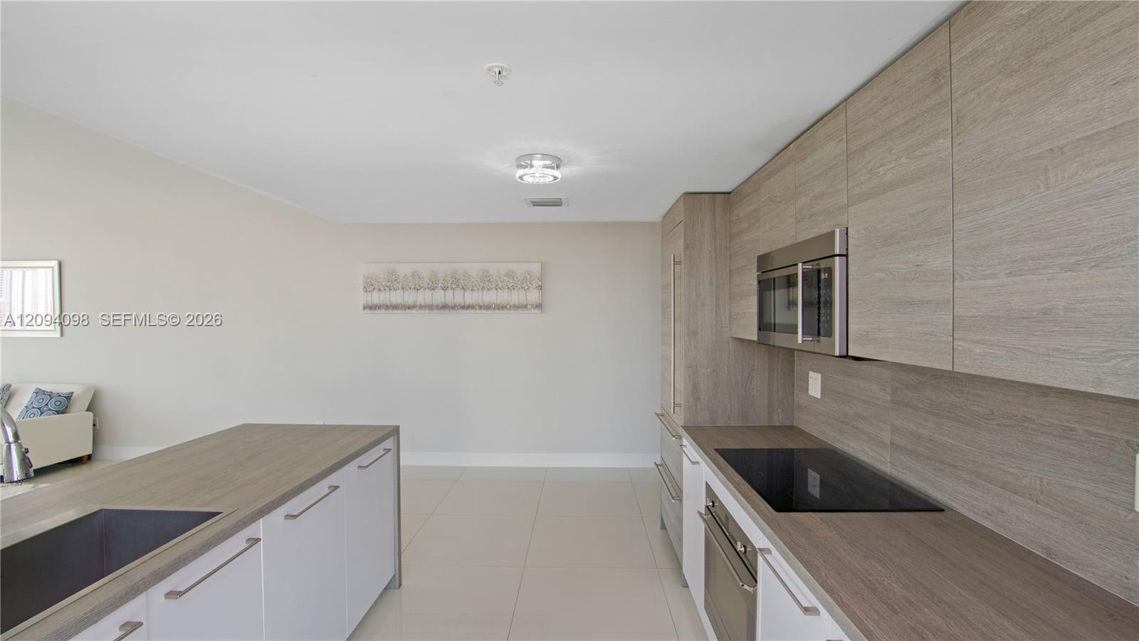 Photo 30 of Sunny Isles Blvd
