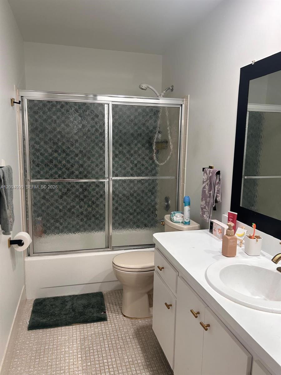 13128 2 / 2 1527 sq. ft. $ 2026-09-23 0 foto