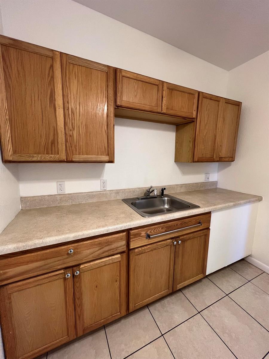 Ver detalles / 0 2216 sq. ft. $ 2026-09-24 0 foto