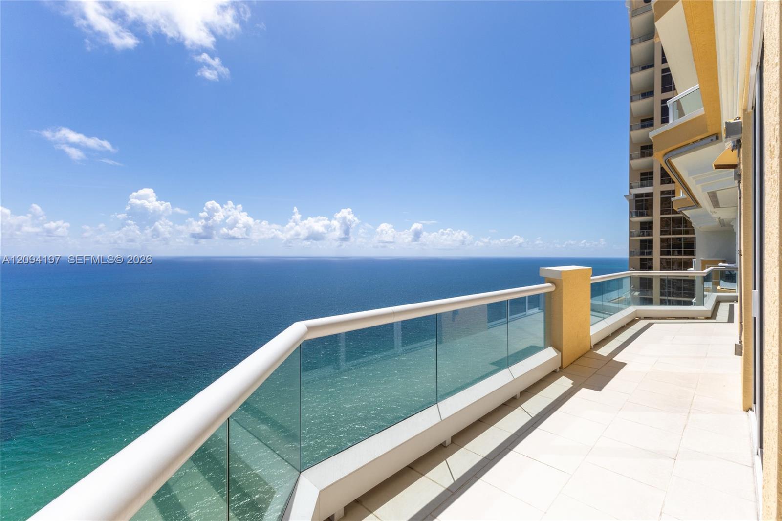 4403 5 / 5 4415 sq. ft. $ 2026-09-23 0 foto
