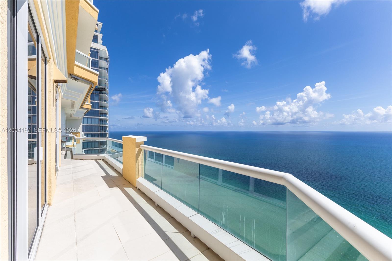 4403 5 / 5 4415 sq. ft. $ 2026-09-23 0 foto