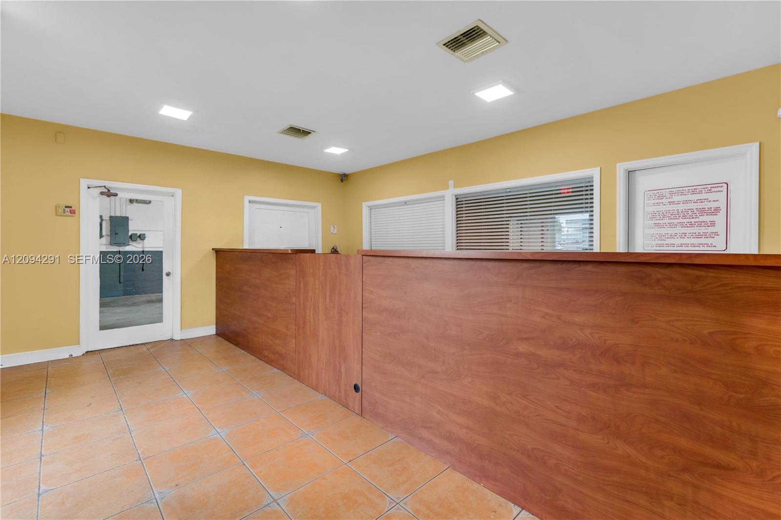 Ver detalles / sq. ft. $ 2026-09-23 0 foto