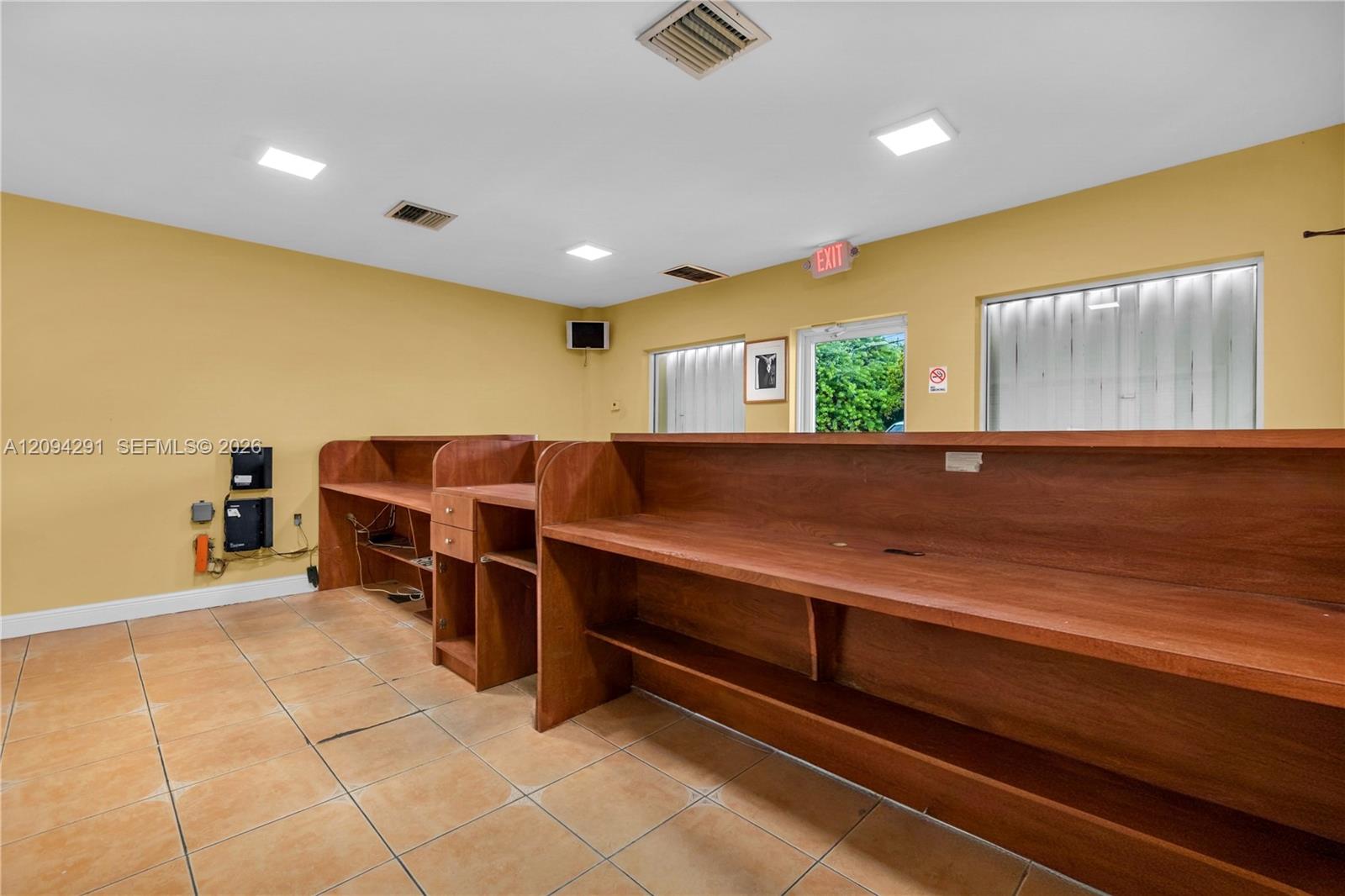 Ver detalles / sq. ft. $ 2026-09-23 0 foto