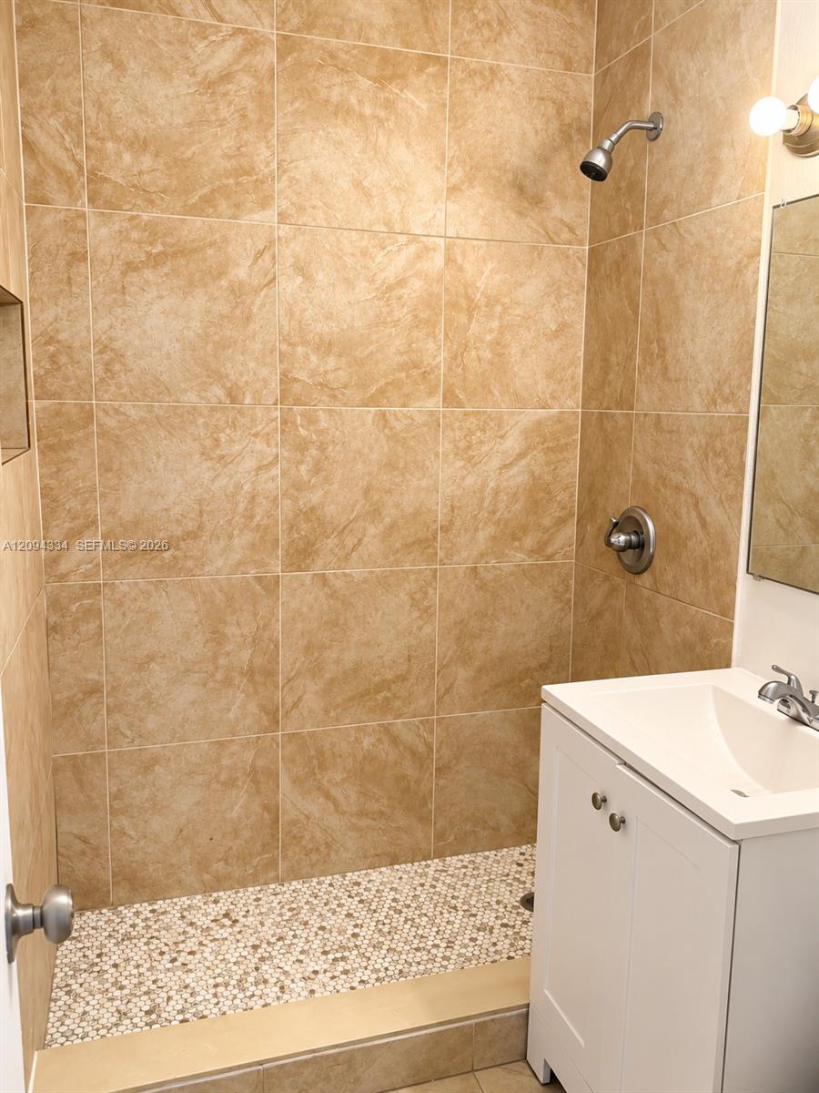   /  1352 sq. ft. $ 2026-09-23 0 foto
