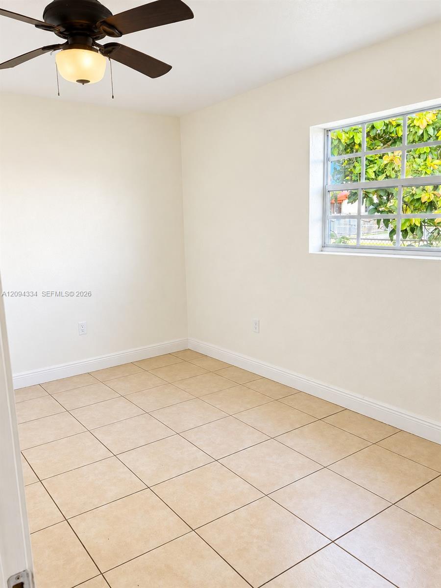   /  1352 sq. ft. $ 2026-09-23 0 foto