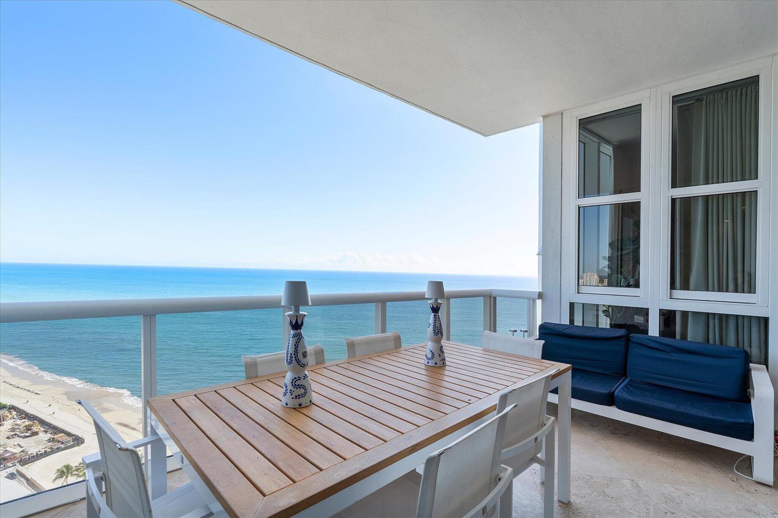 See details 3704 3 / 2174 sq. ft. $ 2026-10-01 0 Photo