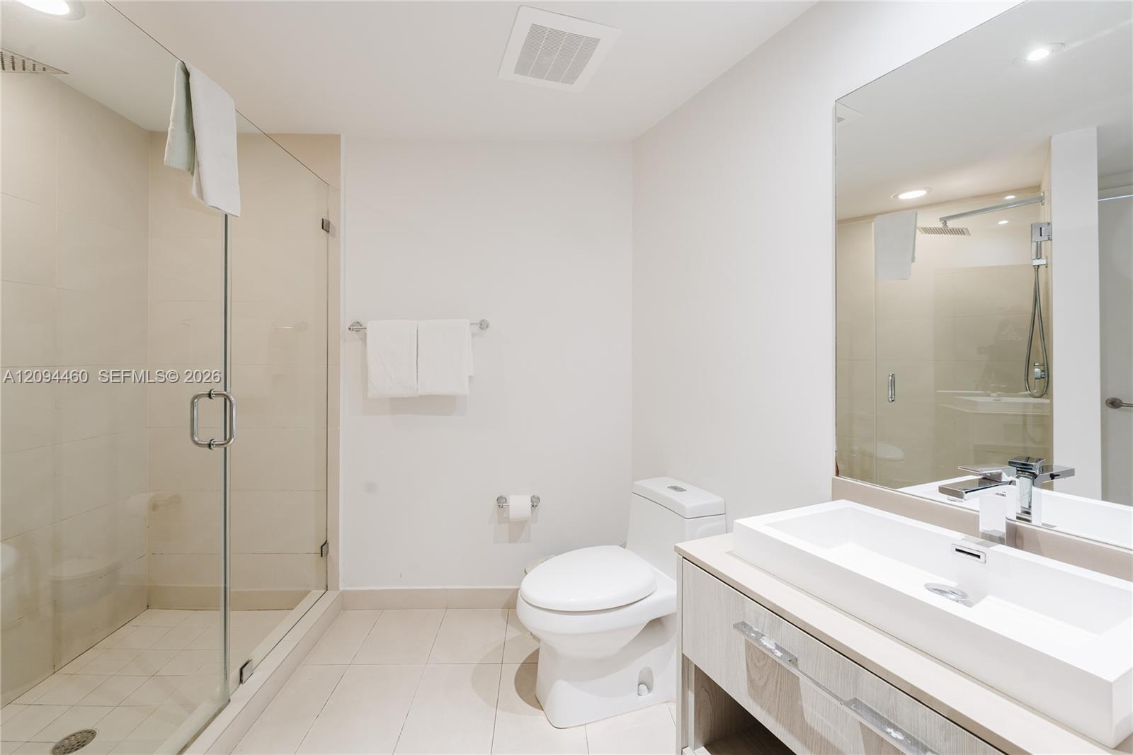 3008 2 / 2 1275 sq. ft. $ 2026-09-23 0 foto