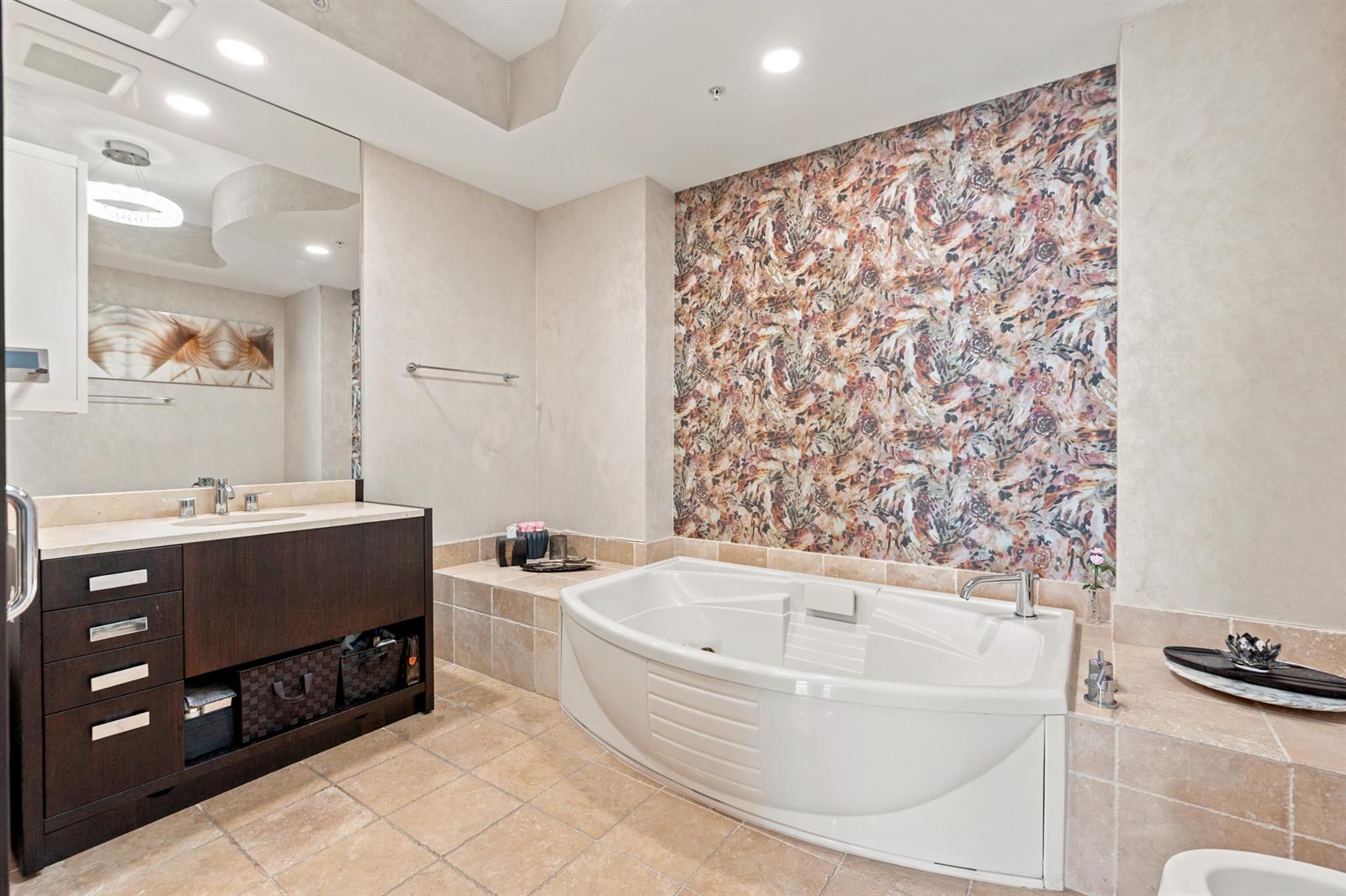 3704 2 /  2174 sq. ft. $ 2026-09-24 0 foto