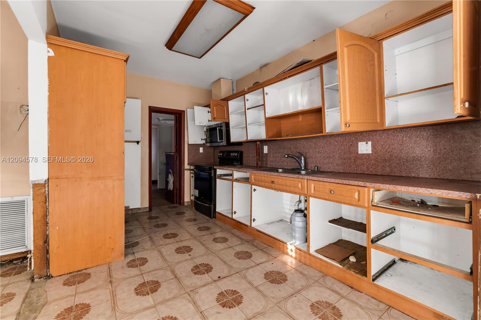 4730 4 / 2 2609 sq. ft. $ 2026-09-23 0 foto