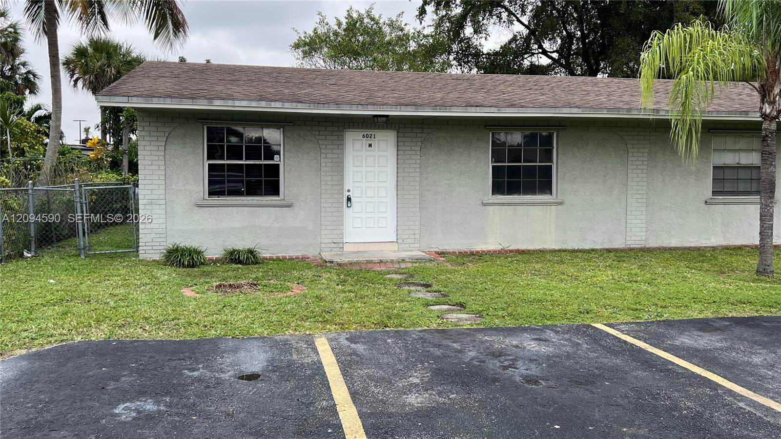See details / 1699 sq. ft. $ 2026-09-23 0 Photo