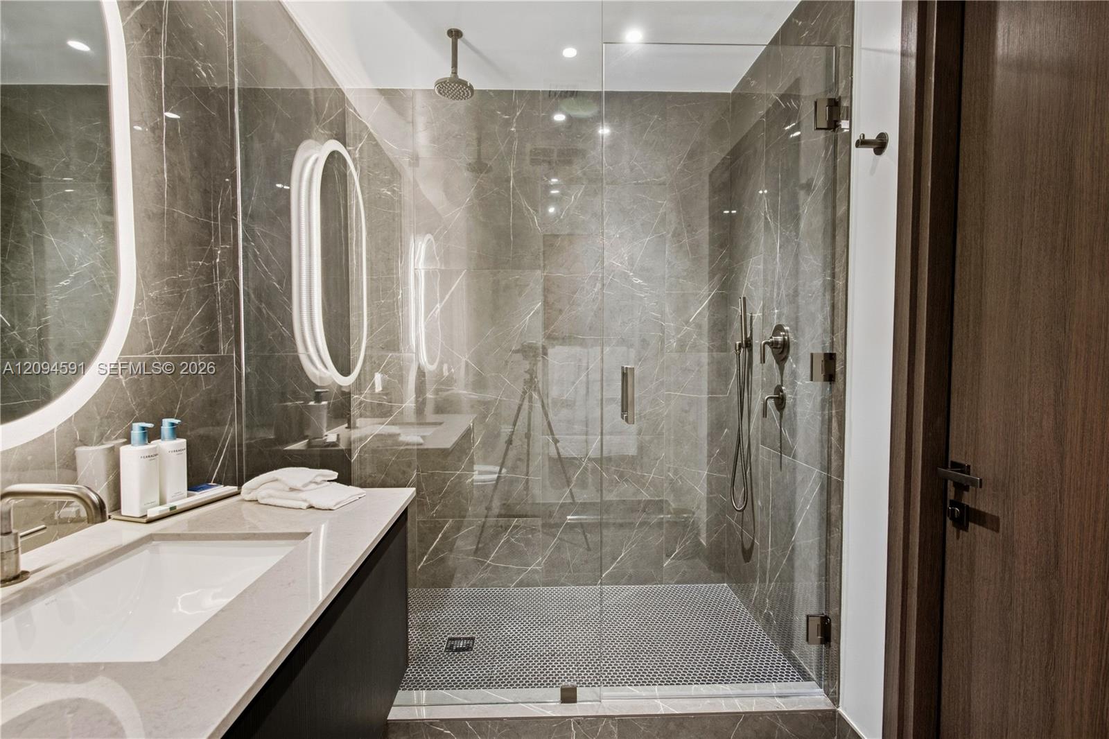 See details 3111 0 / 1 460 sq. ft. $ 2026-09-23 0 Photo