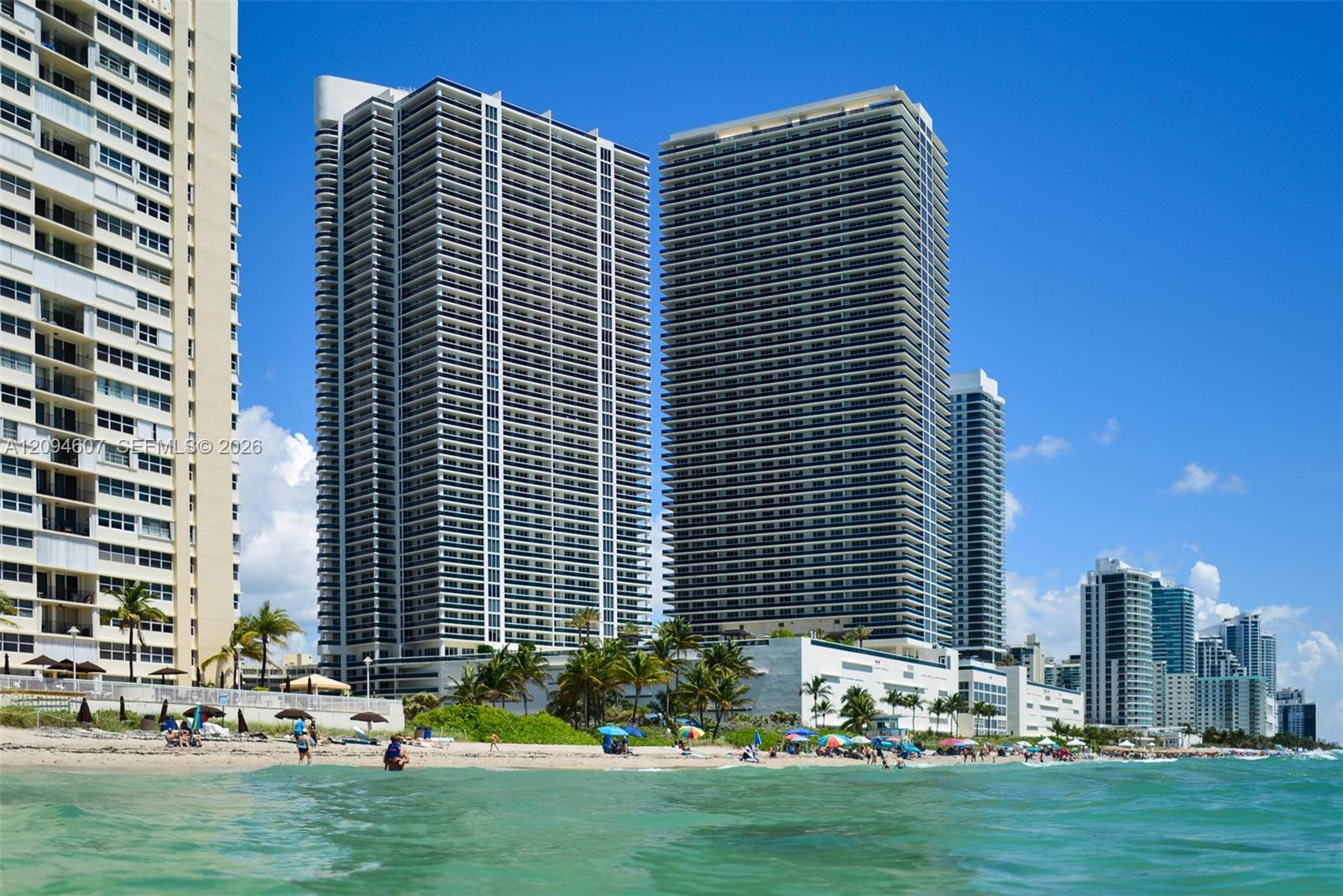 3702 3 / 3 1841 sq. ft. $ 2026-09-23 0 foto