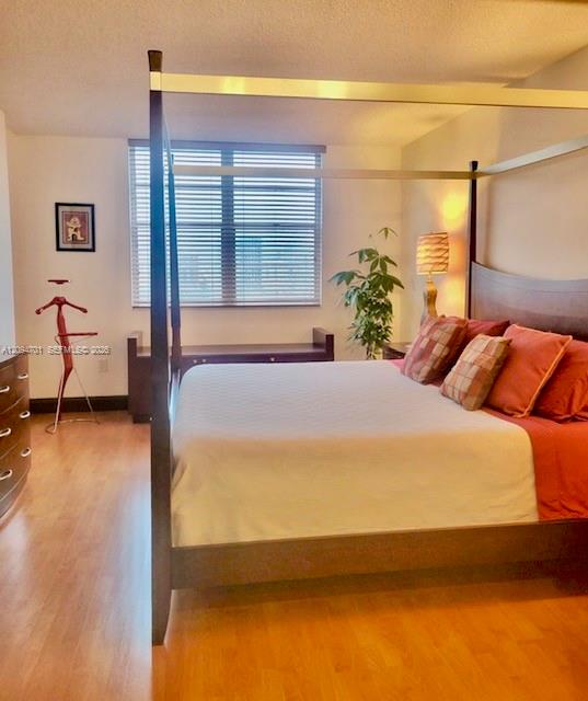 1923 2 / 2 1220 sq. ft. $ 2026-09-23 0 foto