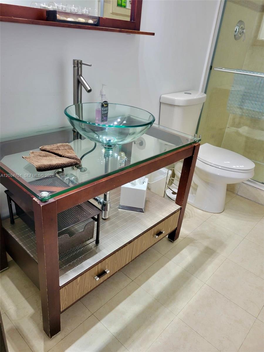 1923 2 / 2 1220 sq. ft. $ 2026-09-23 0 foto