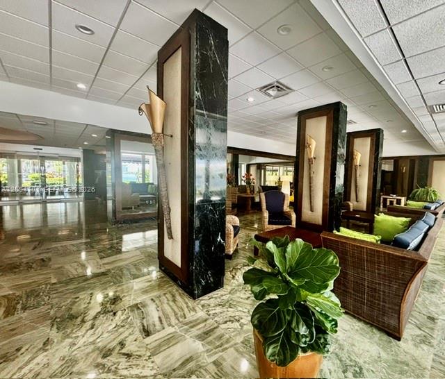 1923 2 / 2 1220 sq. ft. $ 2026-09-23 0 foto