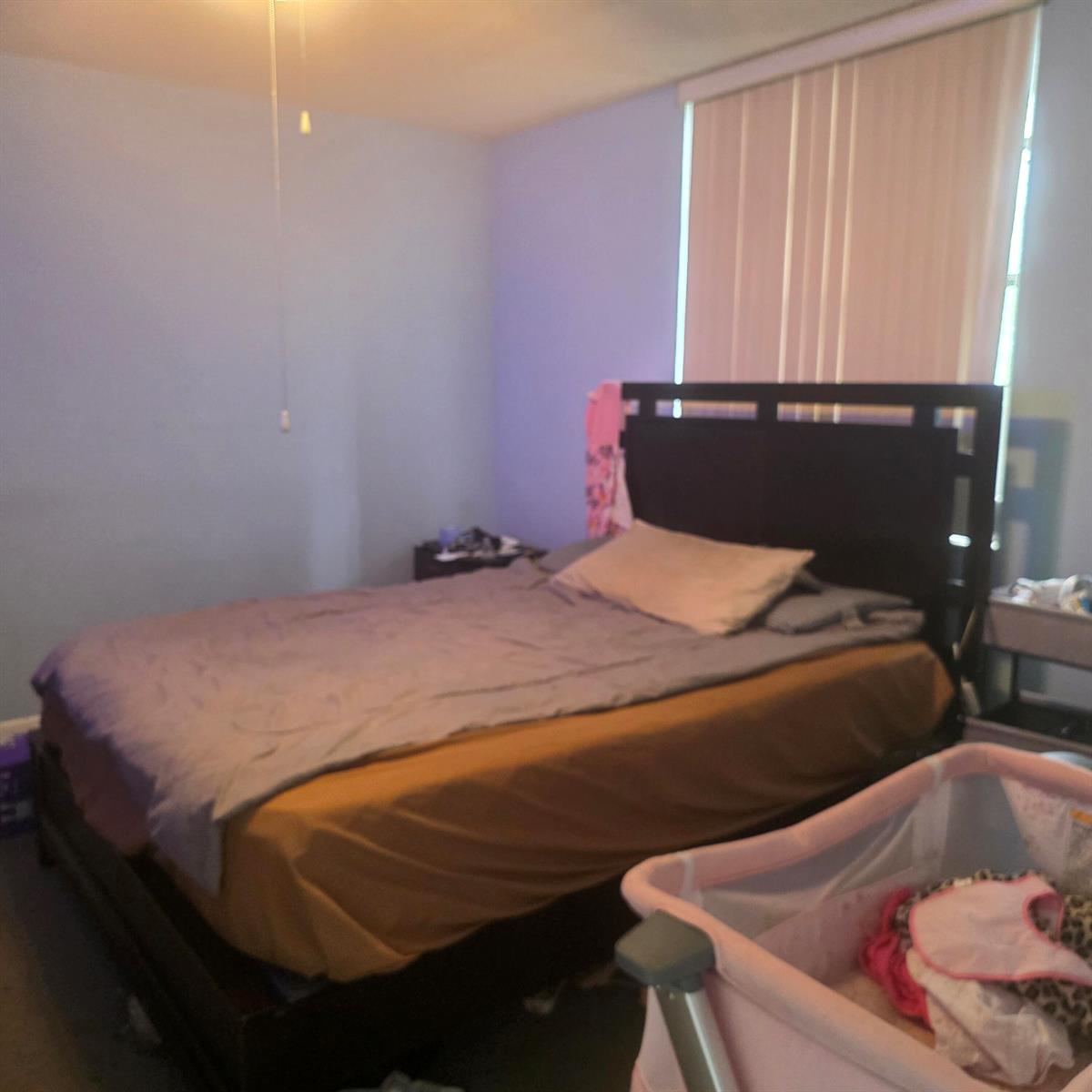 305 2 / 2 1437 sq. ft. $ 2026-09-25 0 foto