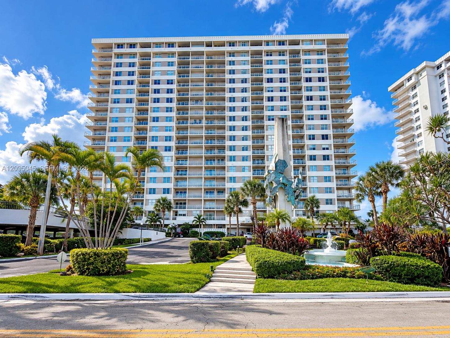2014 1 / 2 762 sq. ft. $ 2026-09-24 0 foto