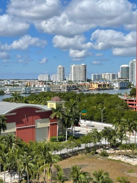 803 2 / 3 1524 sq. ft. $ 2026-09-28 0 Photo