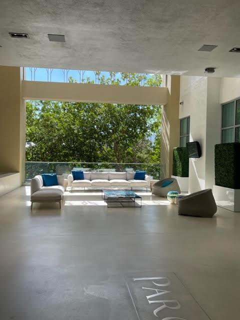 803 2 / 3 1524 sq. ft. $ 2026-09-28 0 Photo