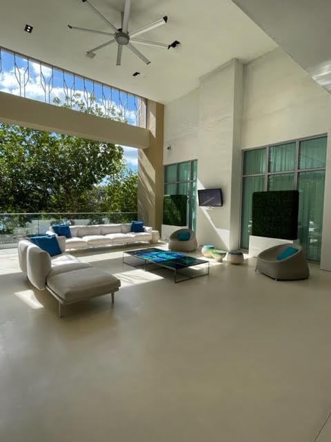 803 2 / 3 1524 sq. ft. $ 2026-09-28 0 Photo