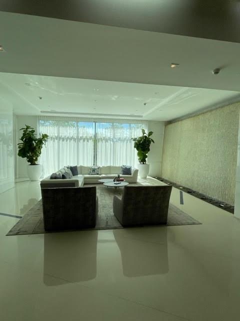 803 2 / 3 1524 sq. ft. $ 2026-09-28 0 Photo