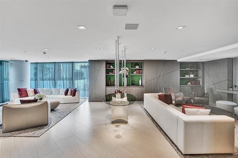 803 2 / 3 1524 sq. ft. $ 2026-09-28 0 Photo