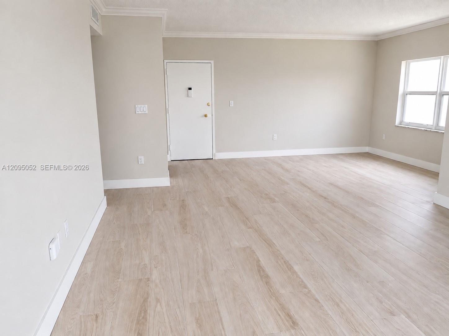 621 2 / 2 1350 sq. ft. $ 2026-09-24 0 Photo