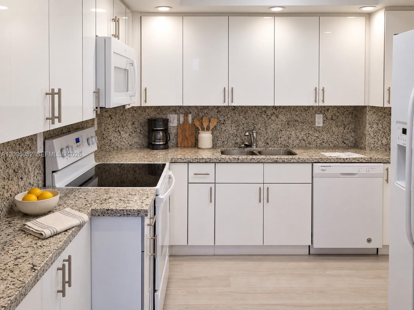 621 2 / 2 1350 sq. ft. $ 2026-09-24 0 Photo
