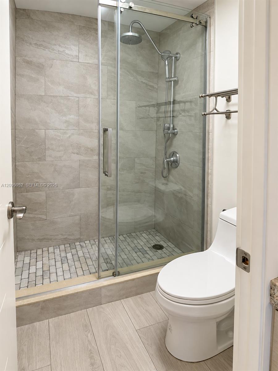 621 2 / 2 1350 sq. ft. $ 2026-09-24 0 Photo