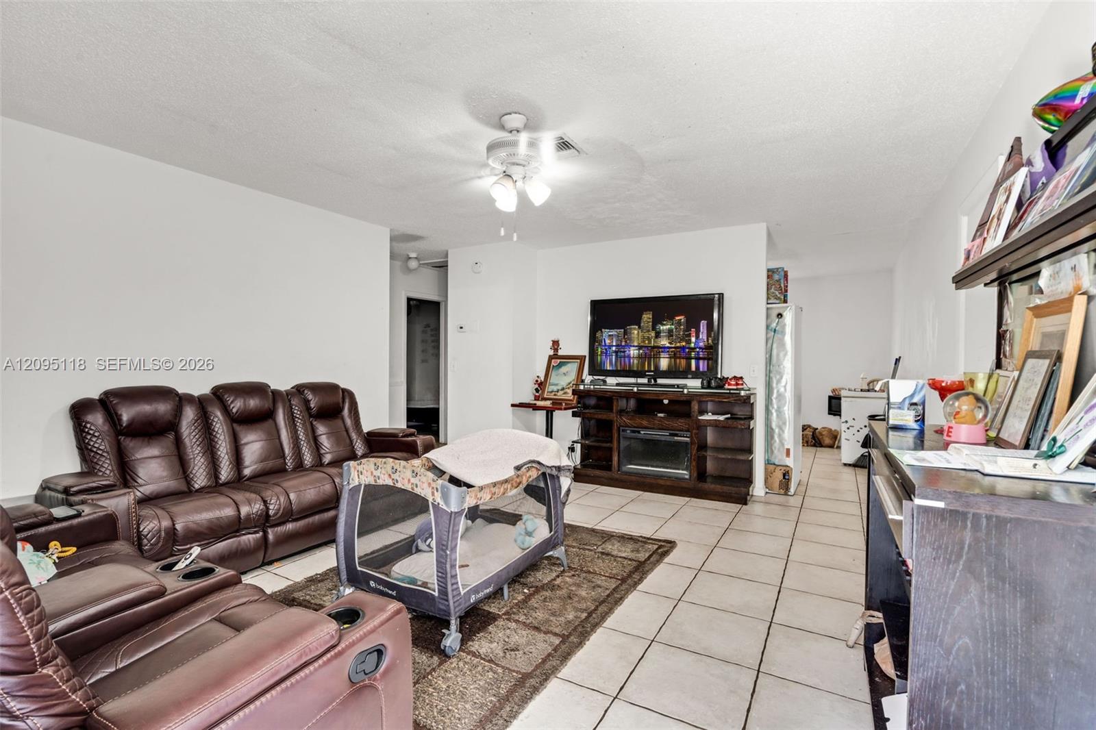 Ver detalles / 2548 sq. ft. $ 2026-09-28 0 foto