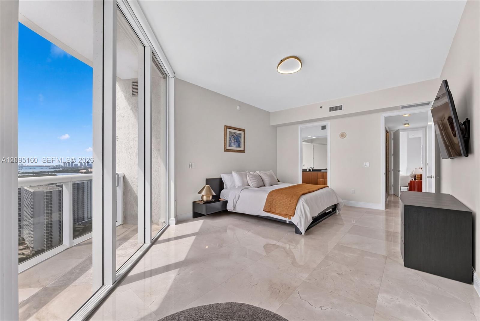 See details 2606 3 / 4 2327 sq. ft. $ 2026-09-24 0 Photo