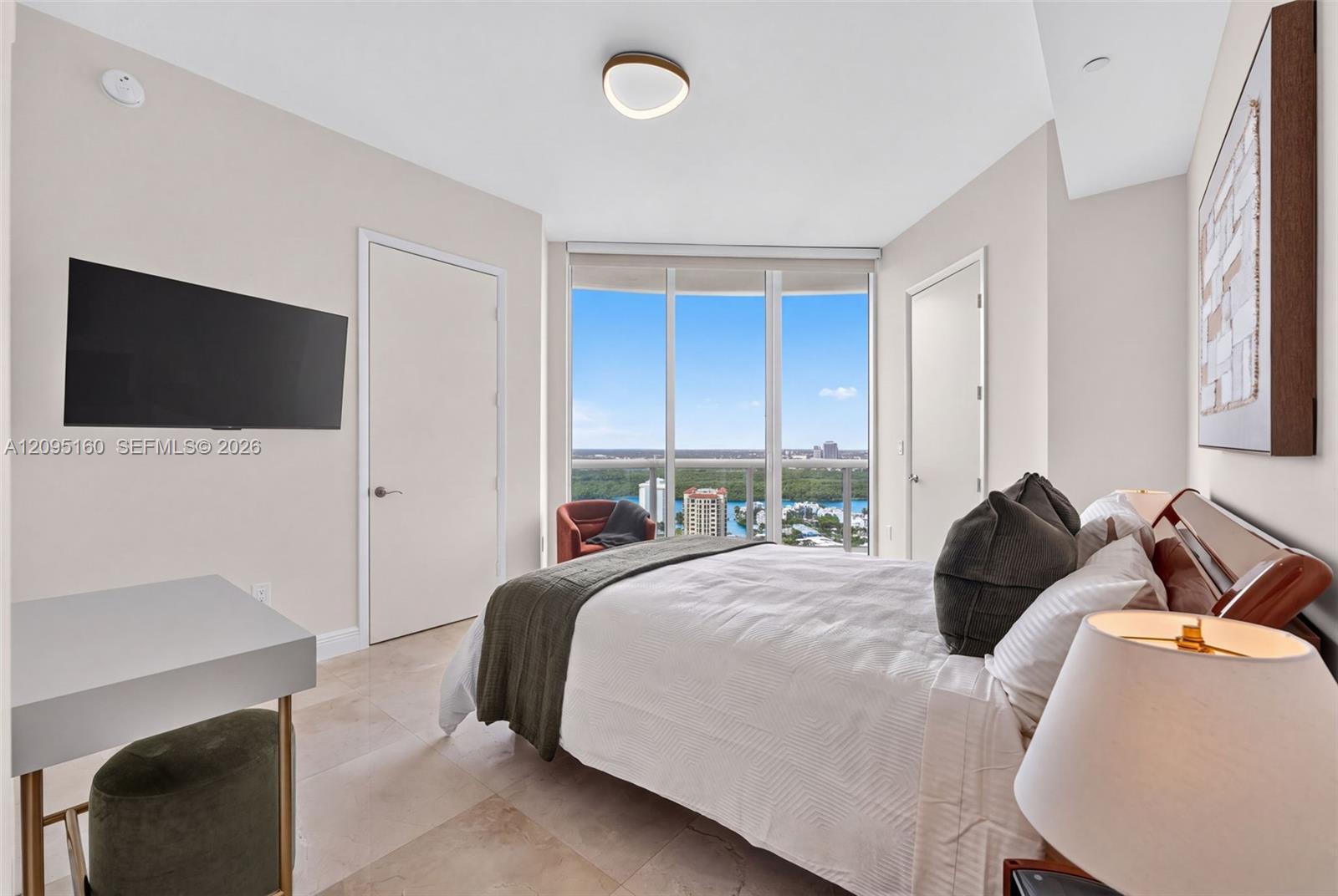 See details 2606 3 / 4 2327 sq. ft. $ 2026-09-24 0 Photo