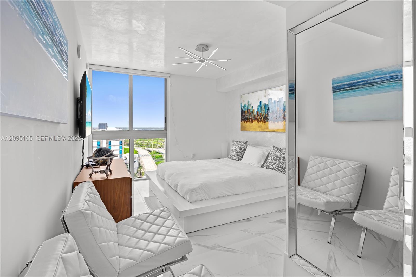 See details 5-2302 3 / 4 1892 sq. ft. $ 2026-09-24 0 Photo