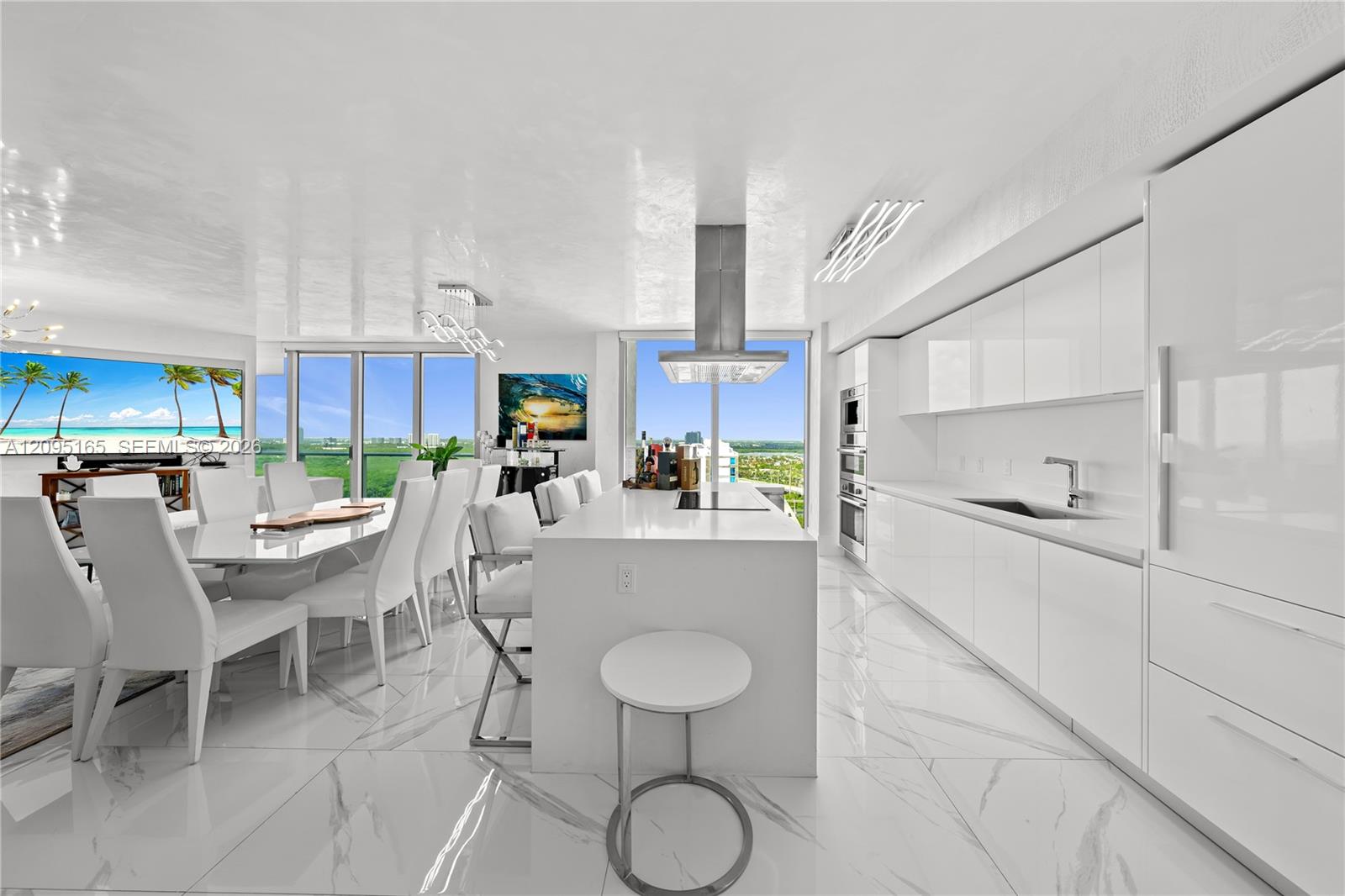 See details 5-2302 3 / 4 1892 sq. ft. $ 2026-09-24 0 Photo