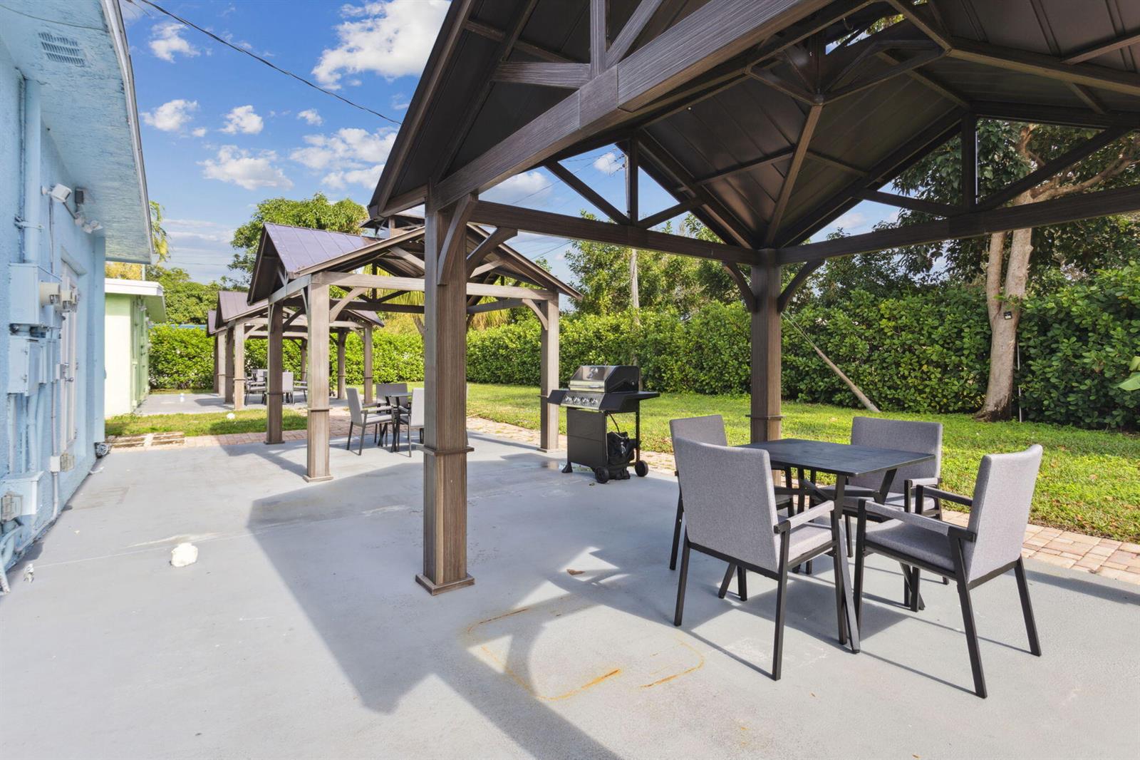 See details / 0 2944 sq. ft. $ 2026-09-25 0 Photo